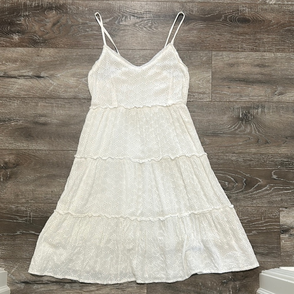 Elegant White Lace Dress